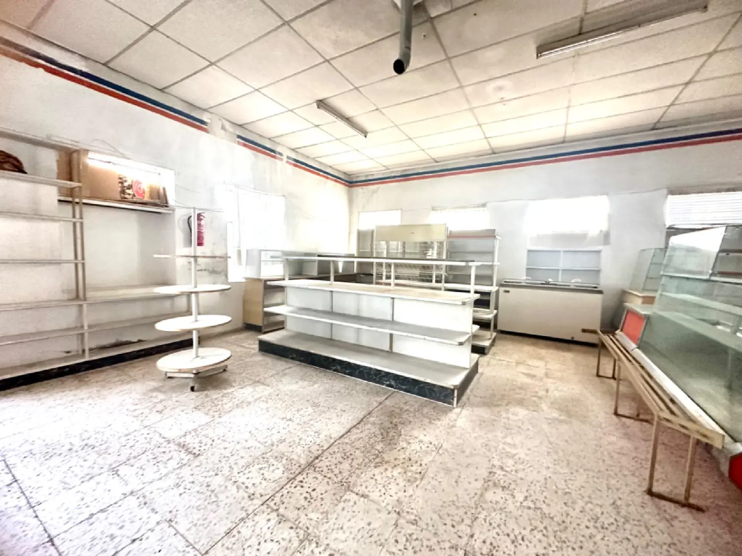 till salu lokal Santa Ana Altiplano 2
