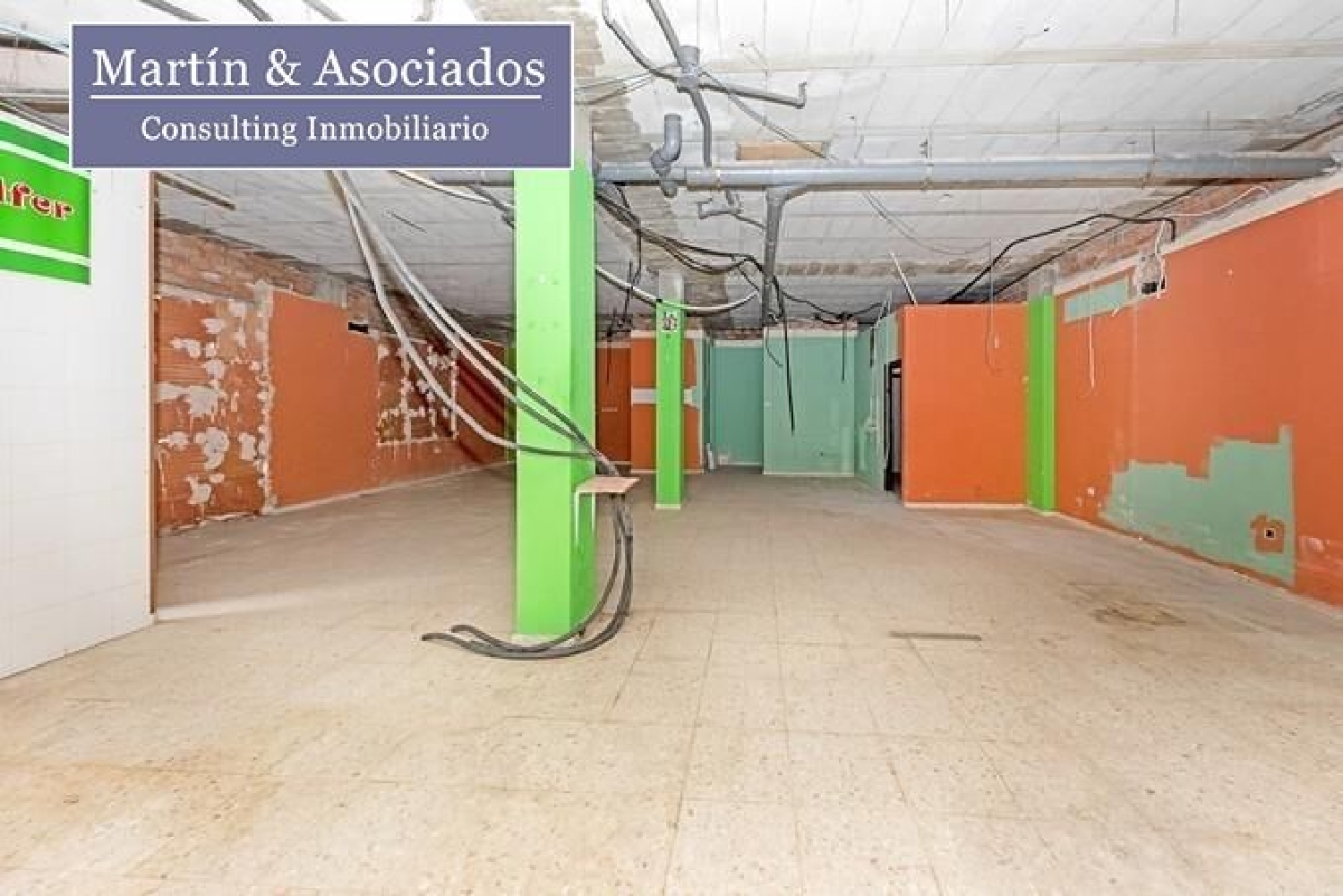  en venta local Don Pablo Bajo Guadalquivir 4