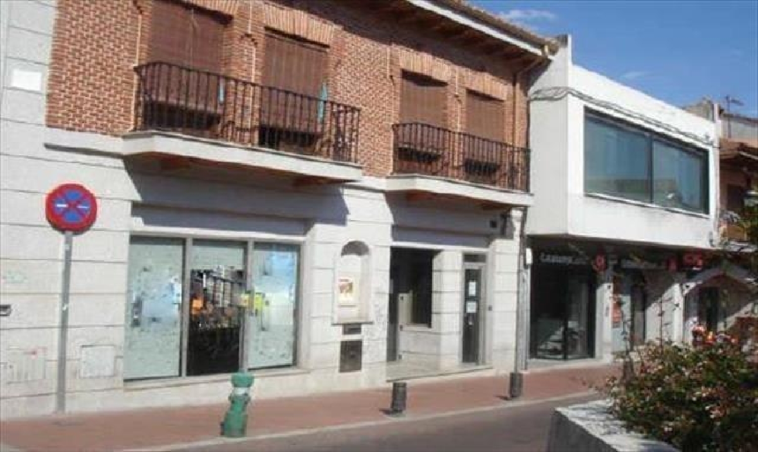 till salu lokal Las Pueblas Cuenca Alta Del Manzanares 2