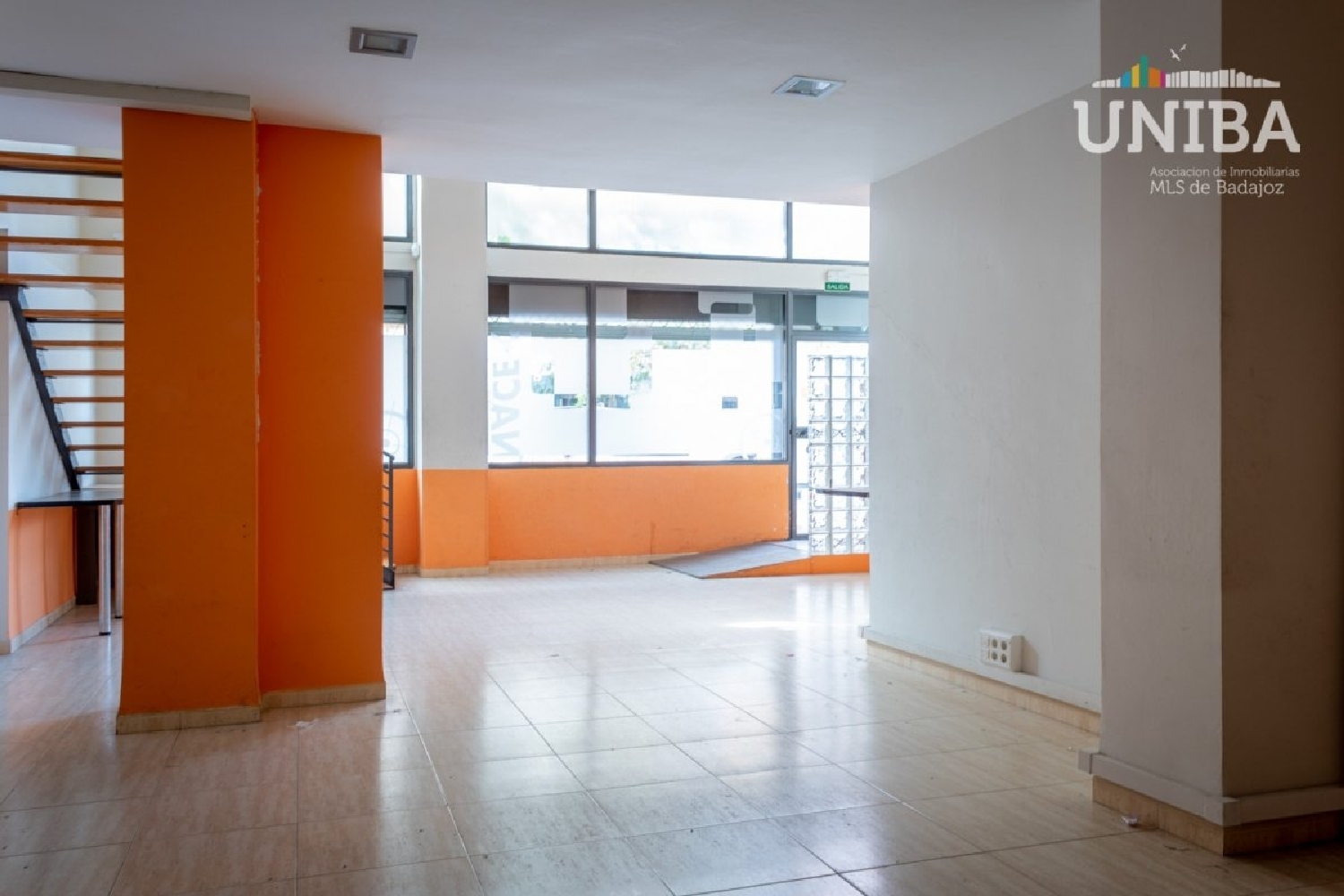  till salu lokal Las Vaguadas Badajoz 8