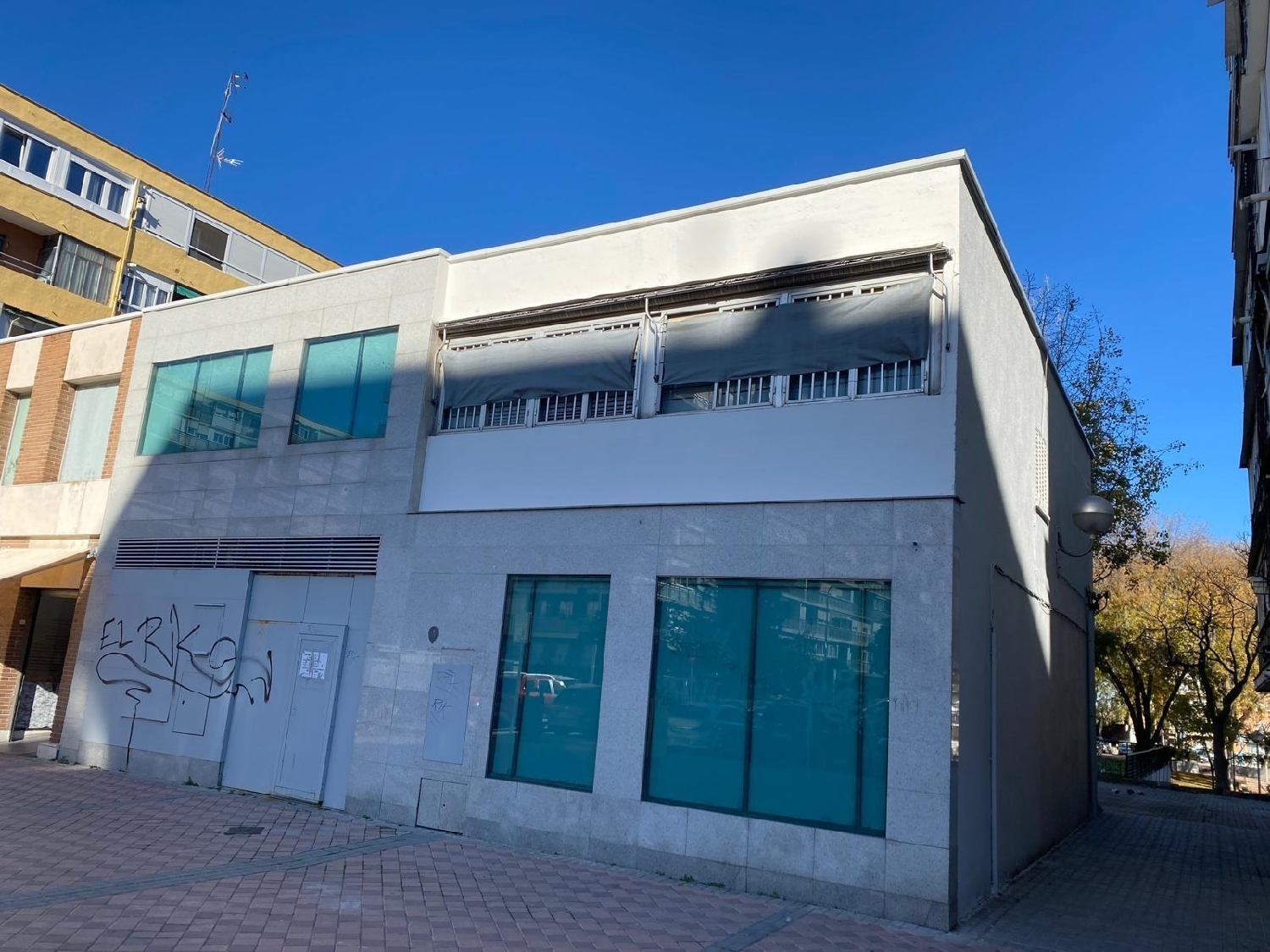  till salu lokal Latina-Cuatro Vientos Madrid Capital 1