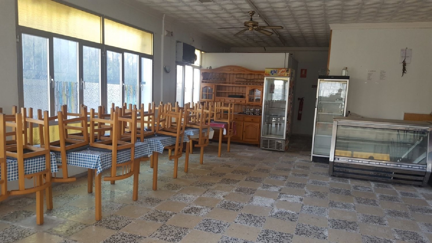 till salu lokal Les Cases D'alcanar Montsià 2