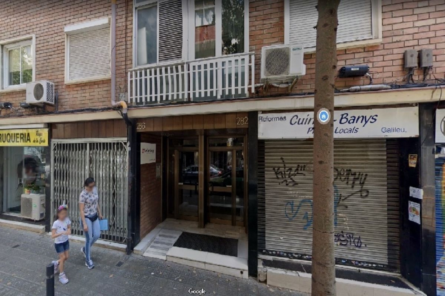 till salu lokal Les Corts-Sant Ramon-Maternitat Barcelonès 2