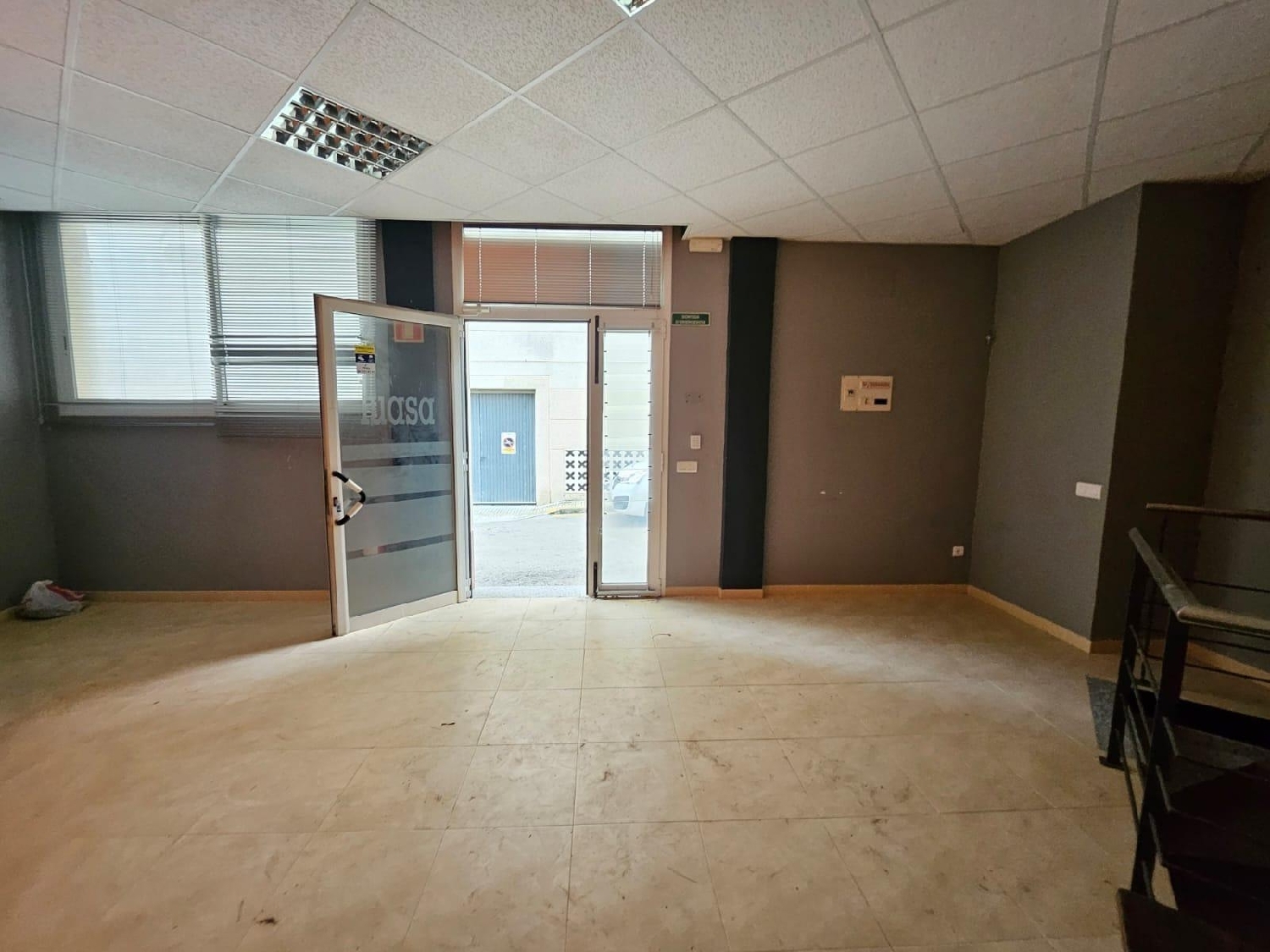 till salu lokal L'estany Baix Ebre 3