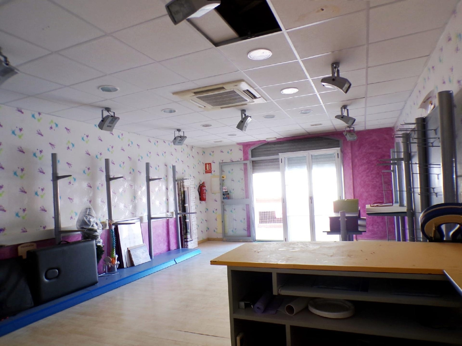  till salu lokal L'hospitalet De L'infant Baix Camp 5