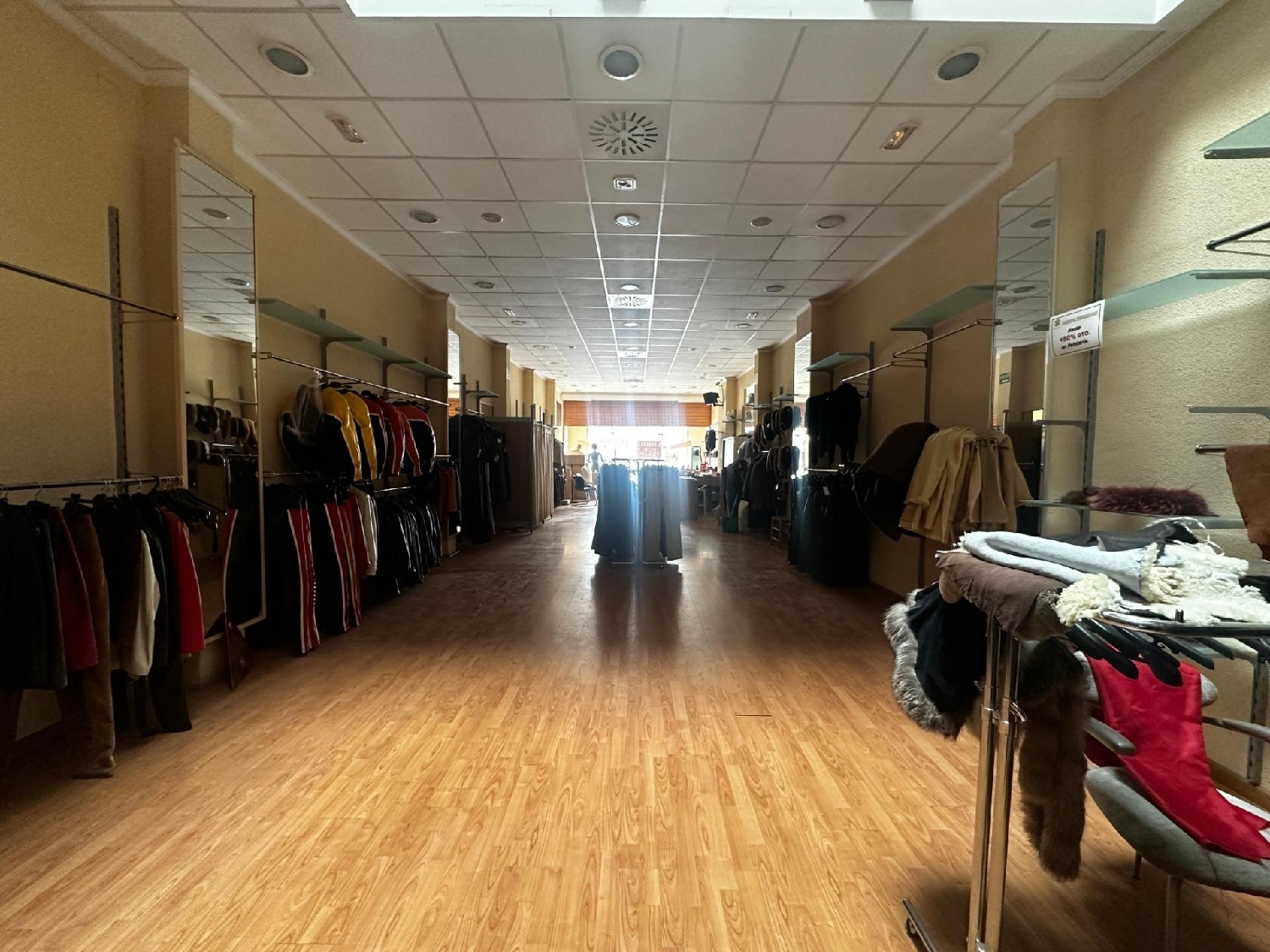 till salu lokal Llombai Ribera Alta 3