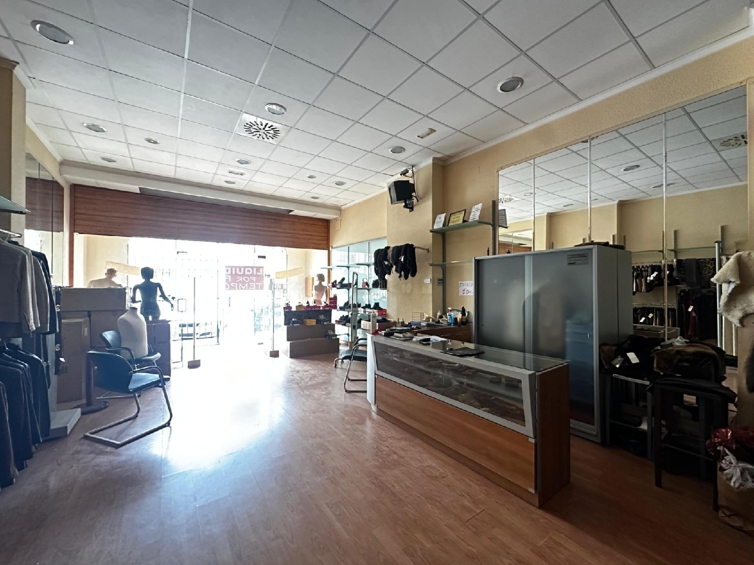 till salu lokal Llombai Ribera Alta 2