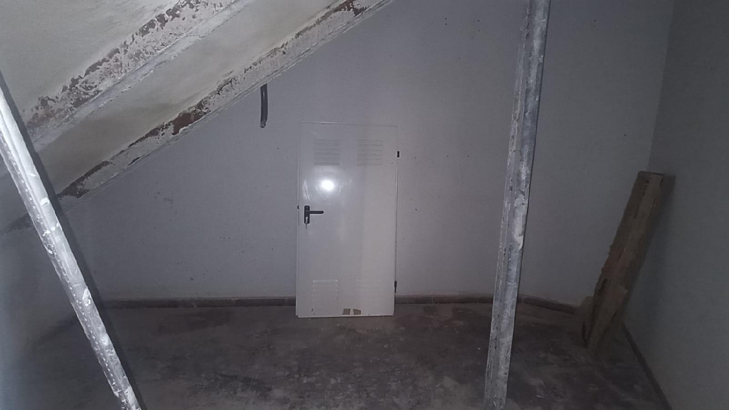  till salu lokal L'olivereta Nou Moles Valencia 8