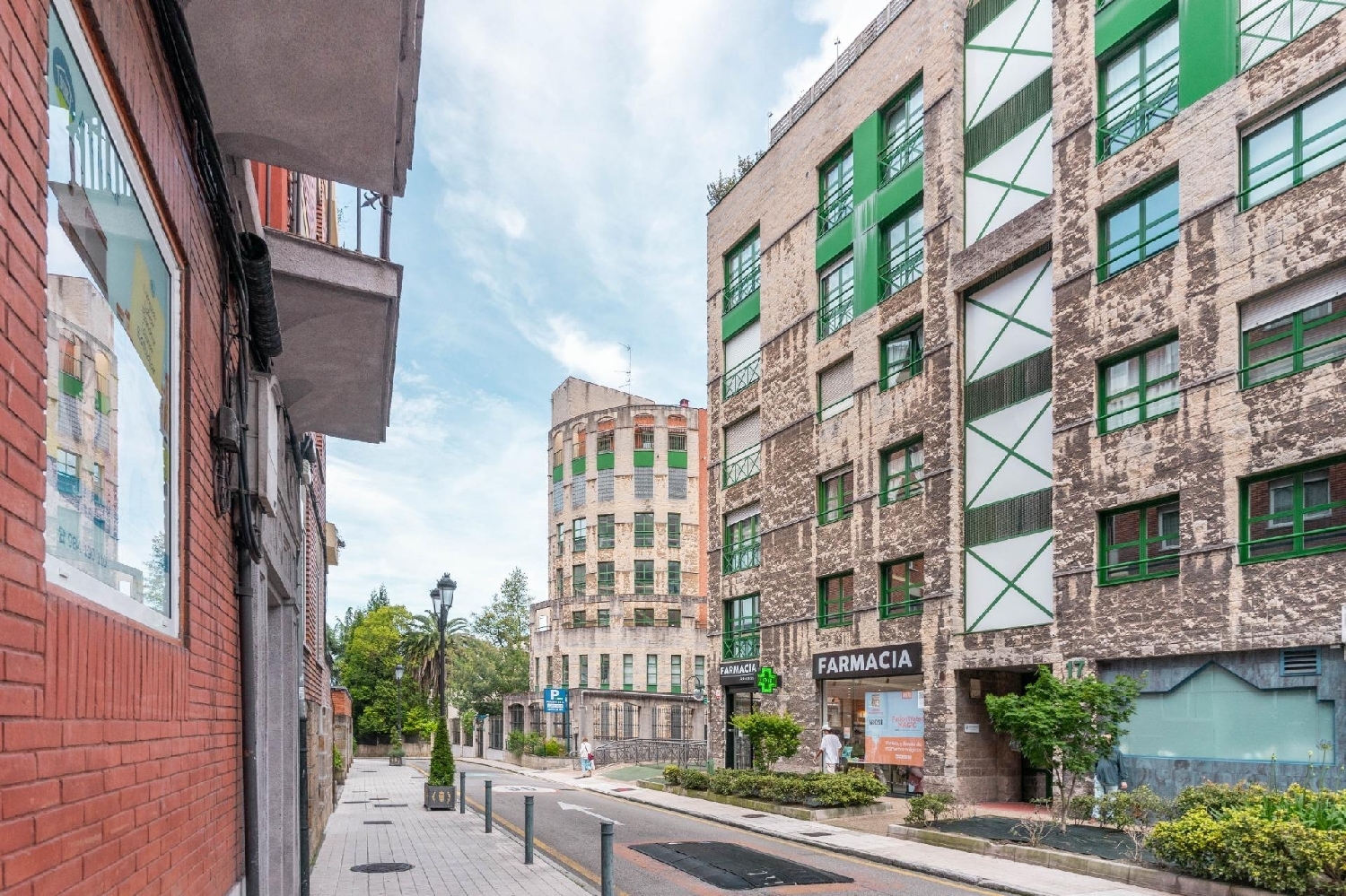  till salu lokal Los Barredos Oviedo 8