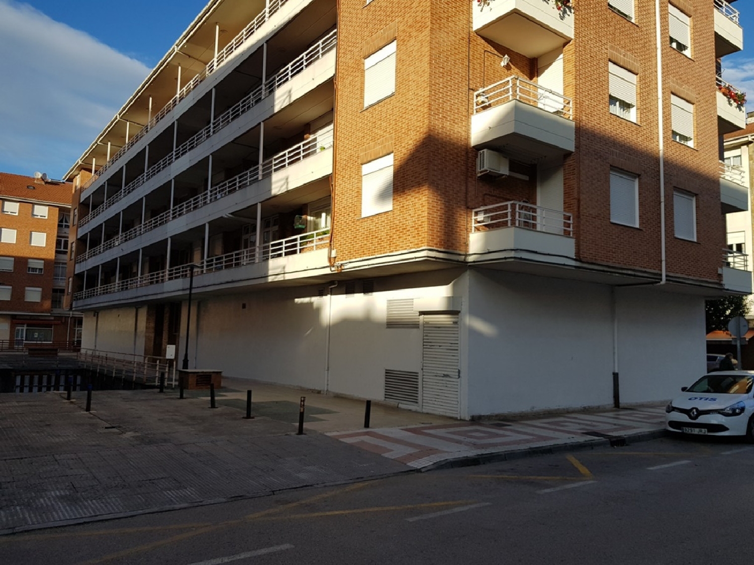  till salu lokal Los Corrales De Buelna Besaya 4