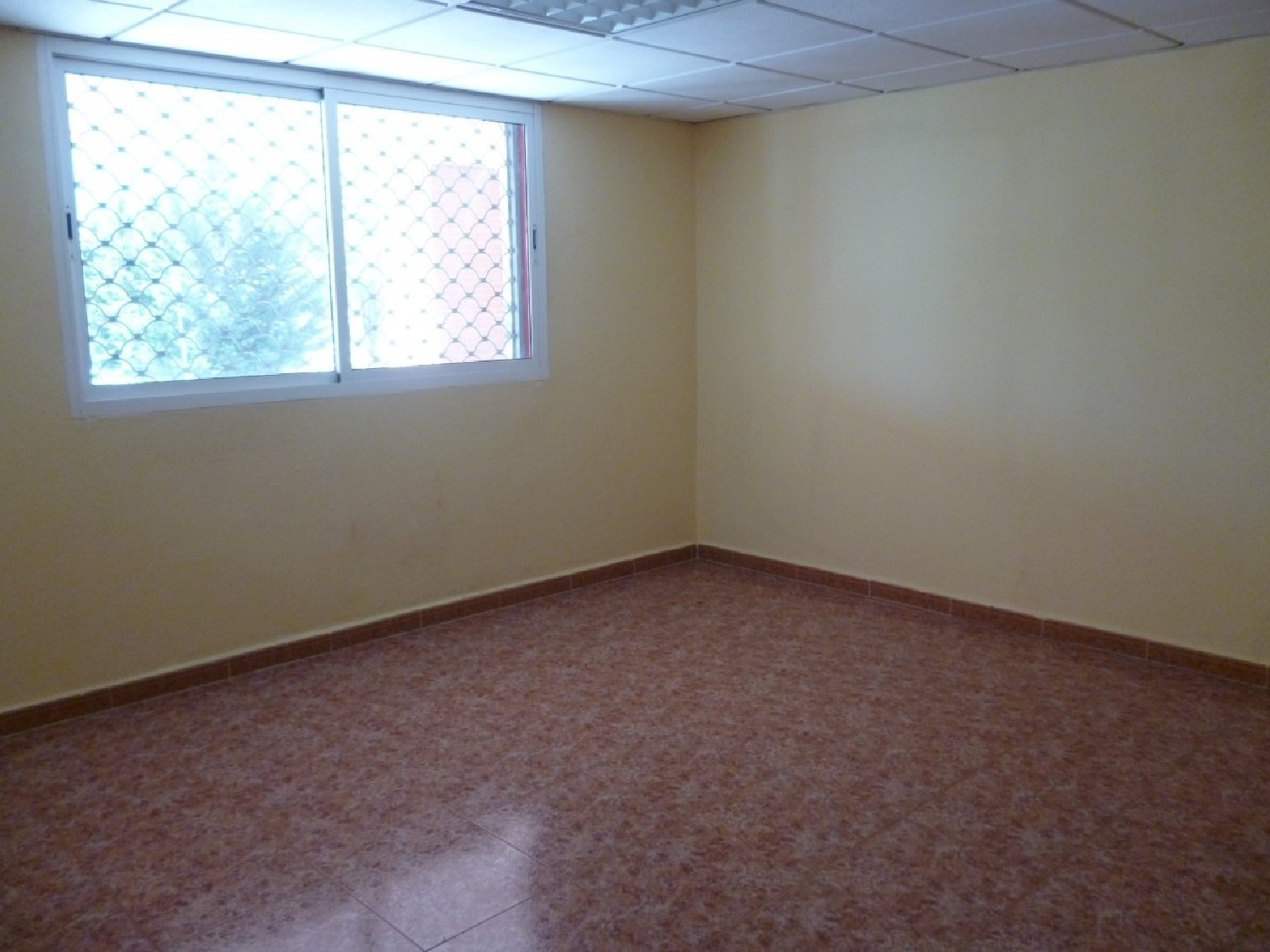 till salu lokal Los Fresnos Badajoz 2