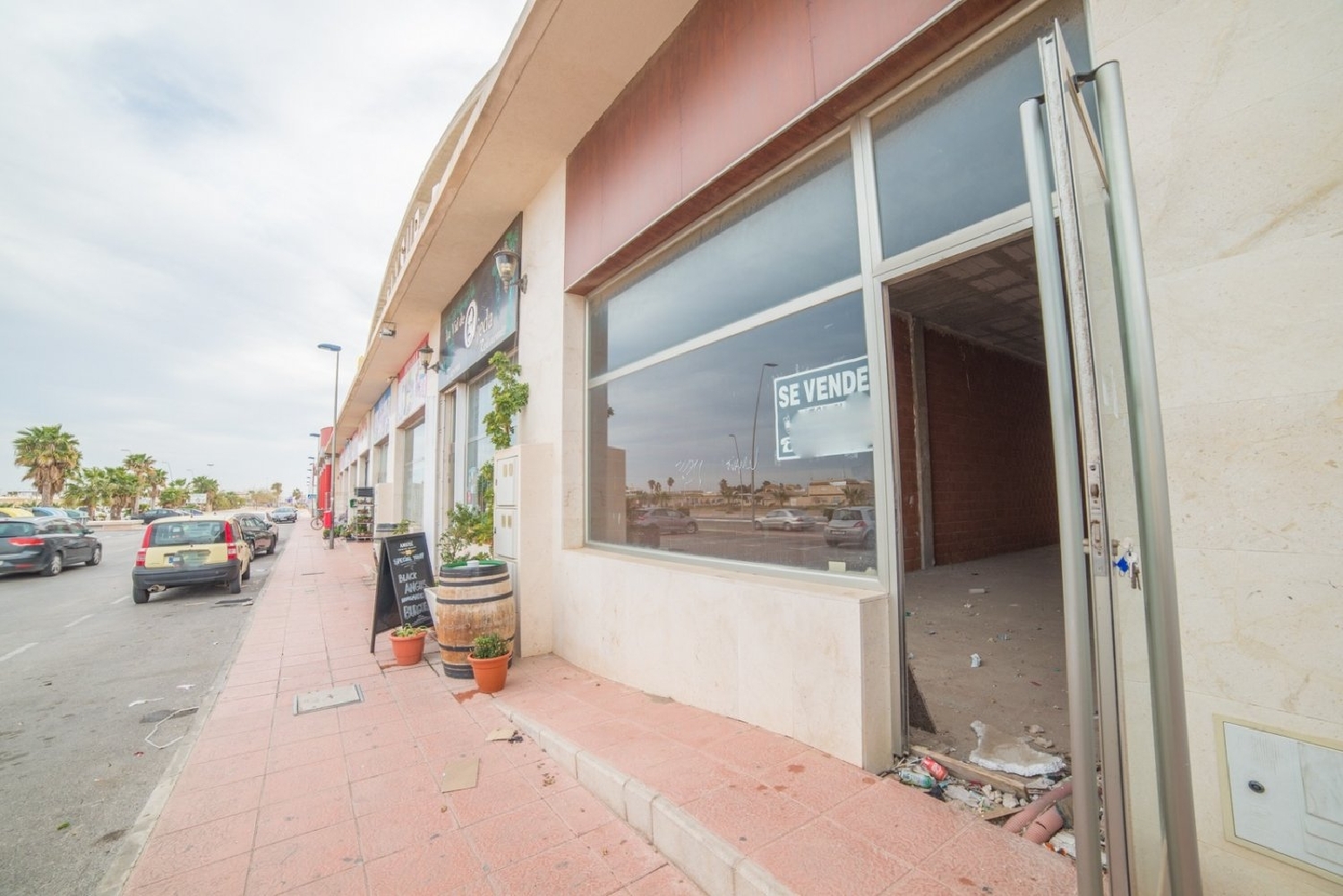 till salu lokal Los Narejos Mar Menor 2