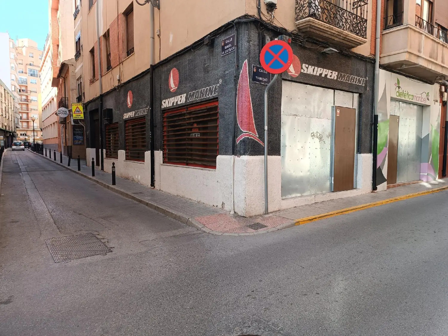  till salu lokal Los Picapiedra Alacantí 1