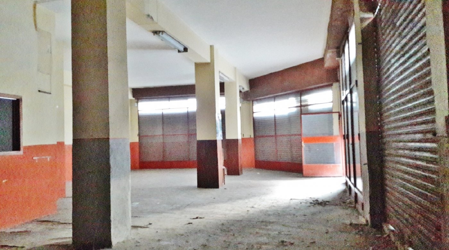 till salu lokal Los Picapiedra Alacantí 2