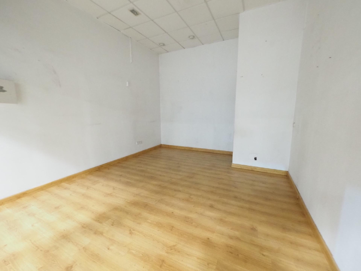 en venta local Manresa Bages 2