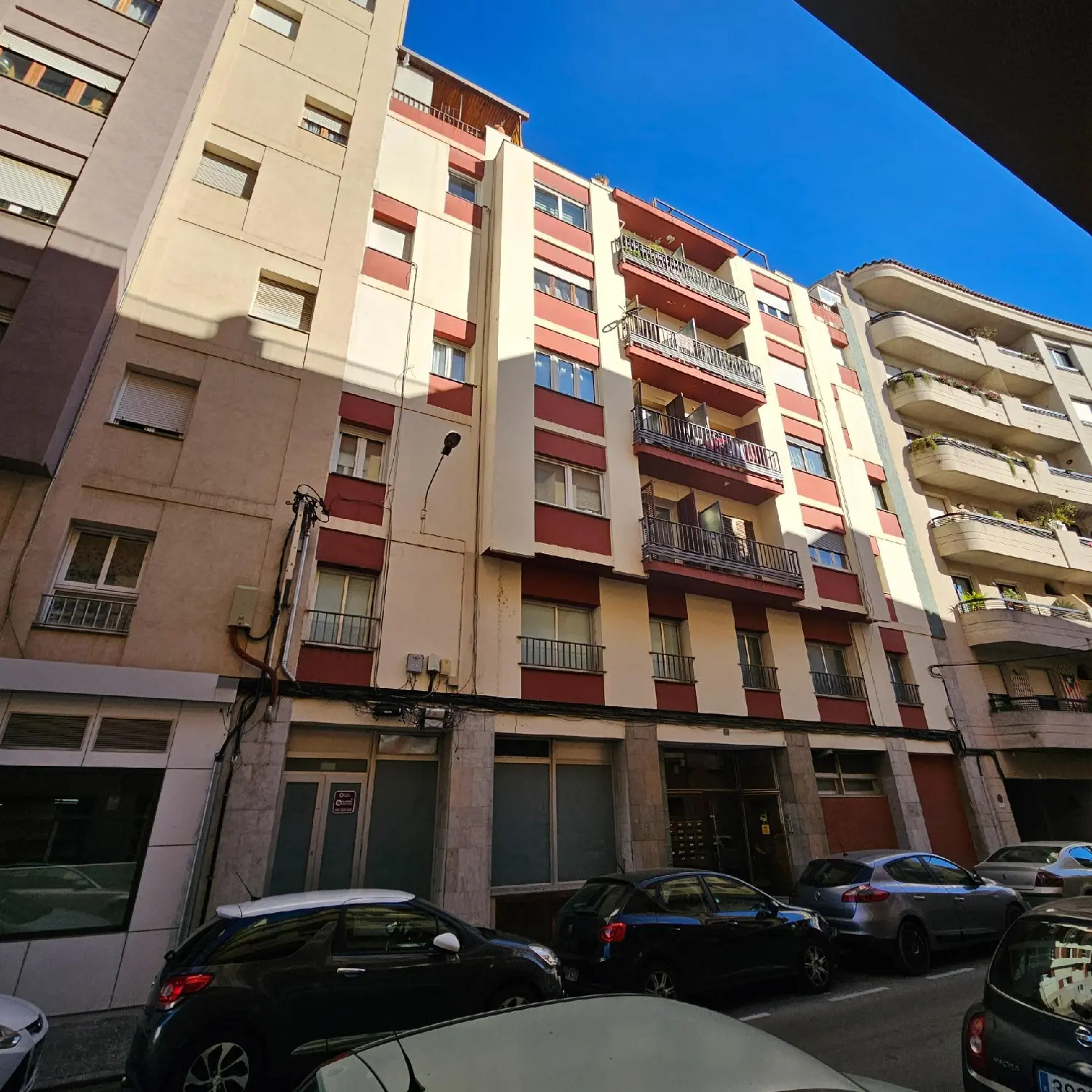  till salu lokal Eixample Nord Gironès 1