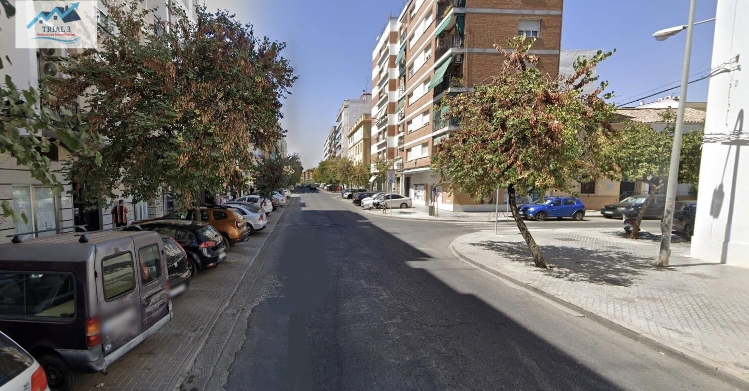  till salu lokal Medina Azahara Córdoba 1