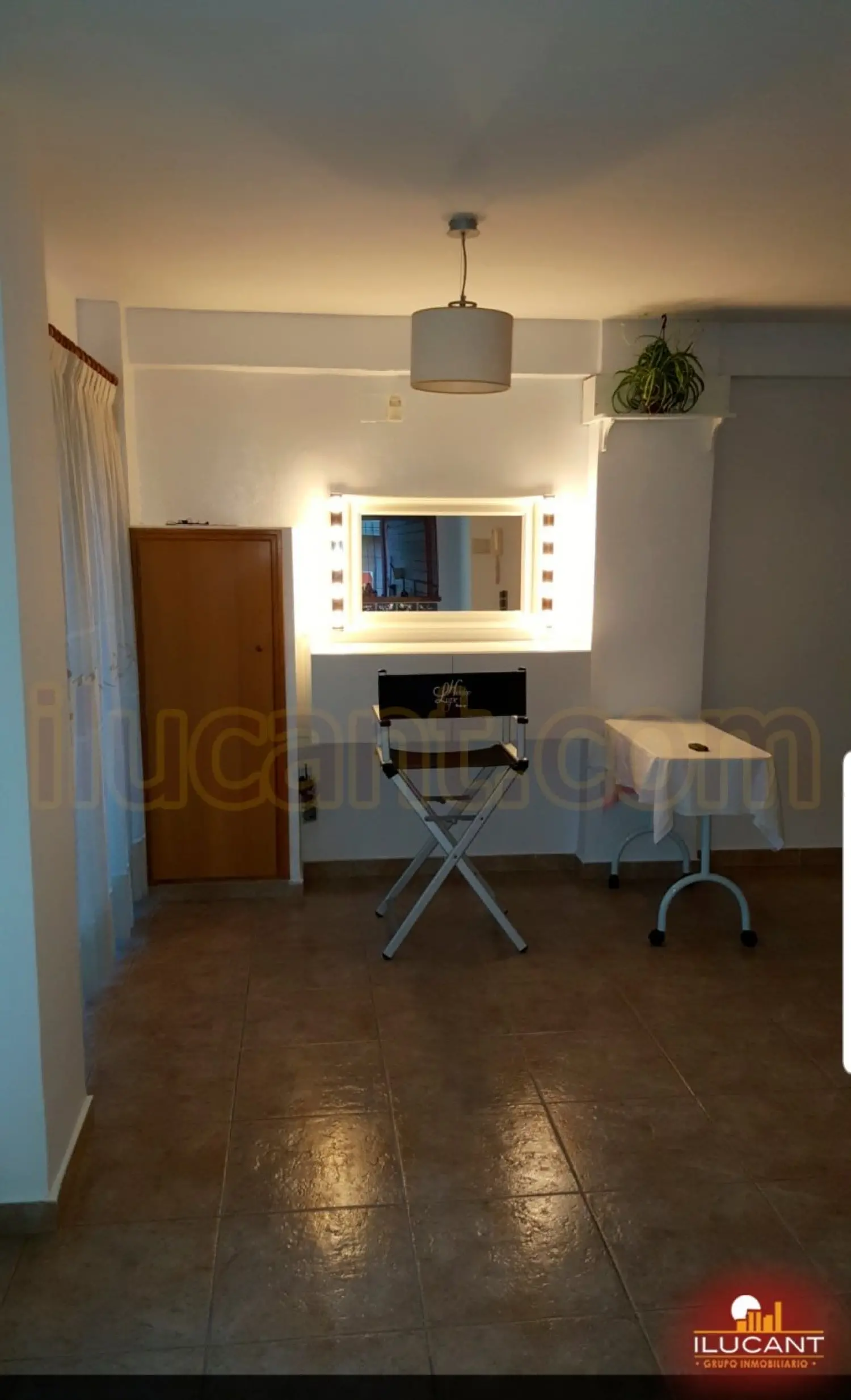 till salu lokal Mercado Alacantí 2