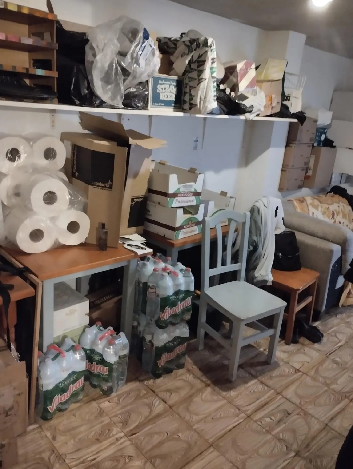  till salu lokal Mercado Alacantí 8