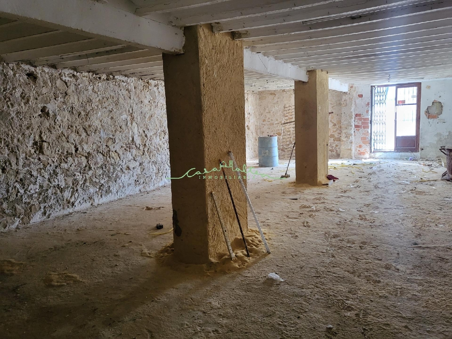till salu lokal Montahud Marina Baixa 3