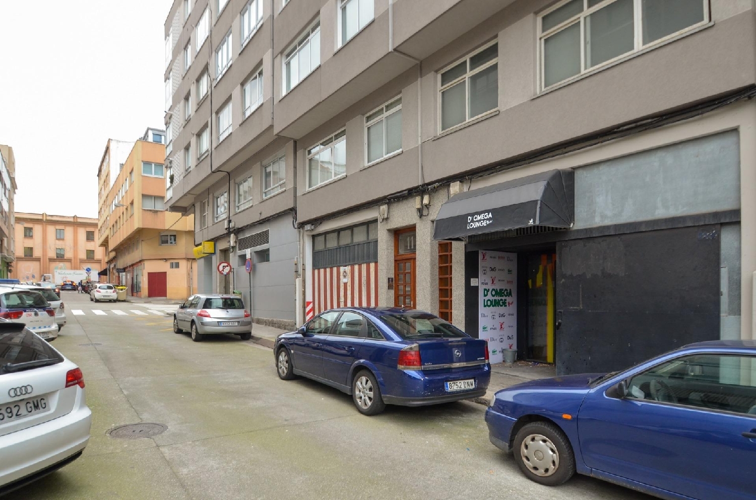till salu lokal Monte Alto-Zalaeta-Atocha Coruña 3