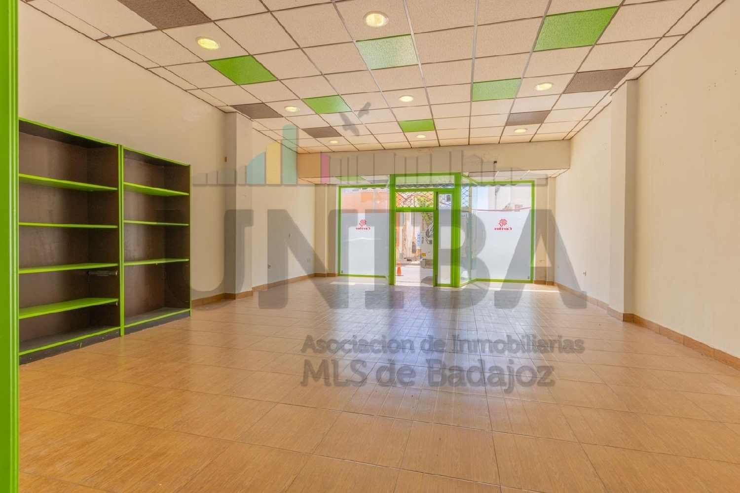  till salu lokal Montijo Merida 6