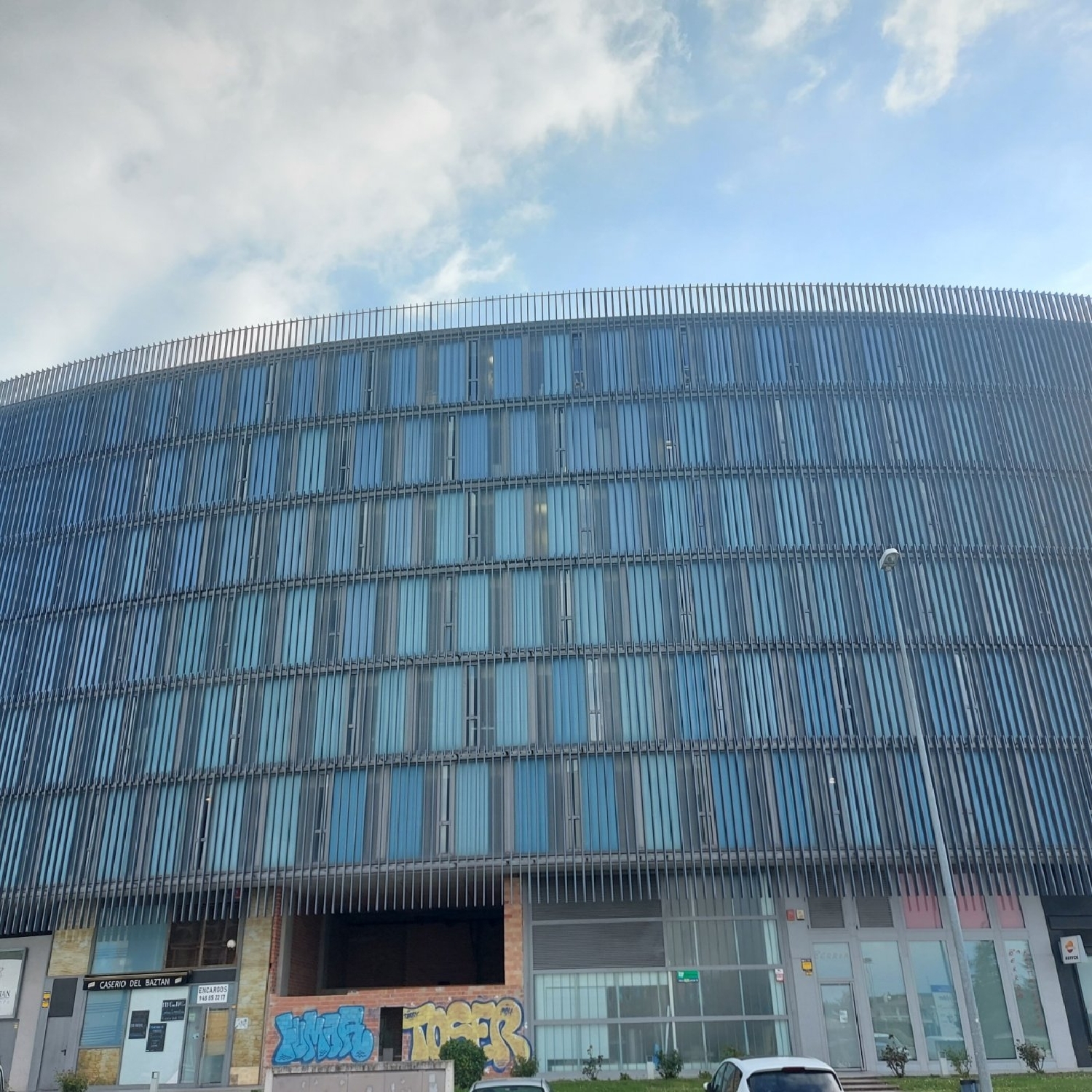  till salu lokal Mutilva Alta Pamplona 1