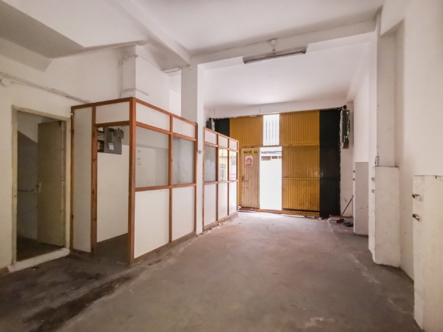  till salu lokal Naia Coruña 6
