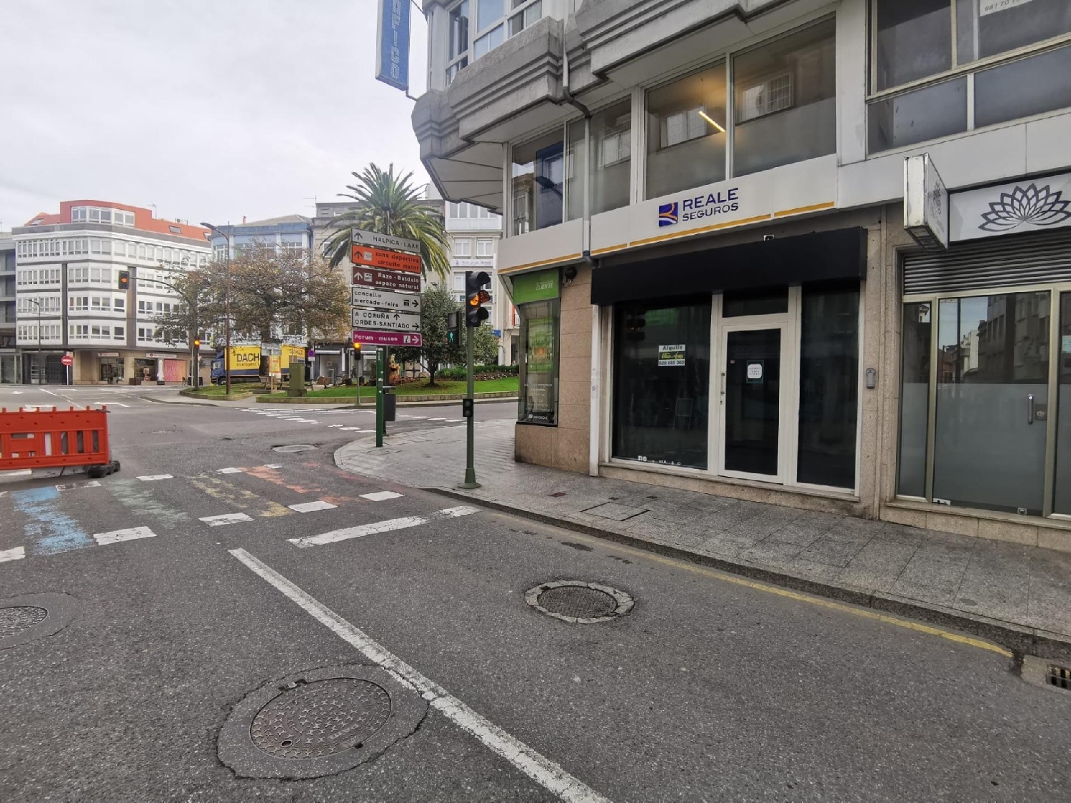  till salu lokal Imende Bergantiños 4