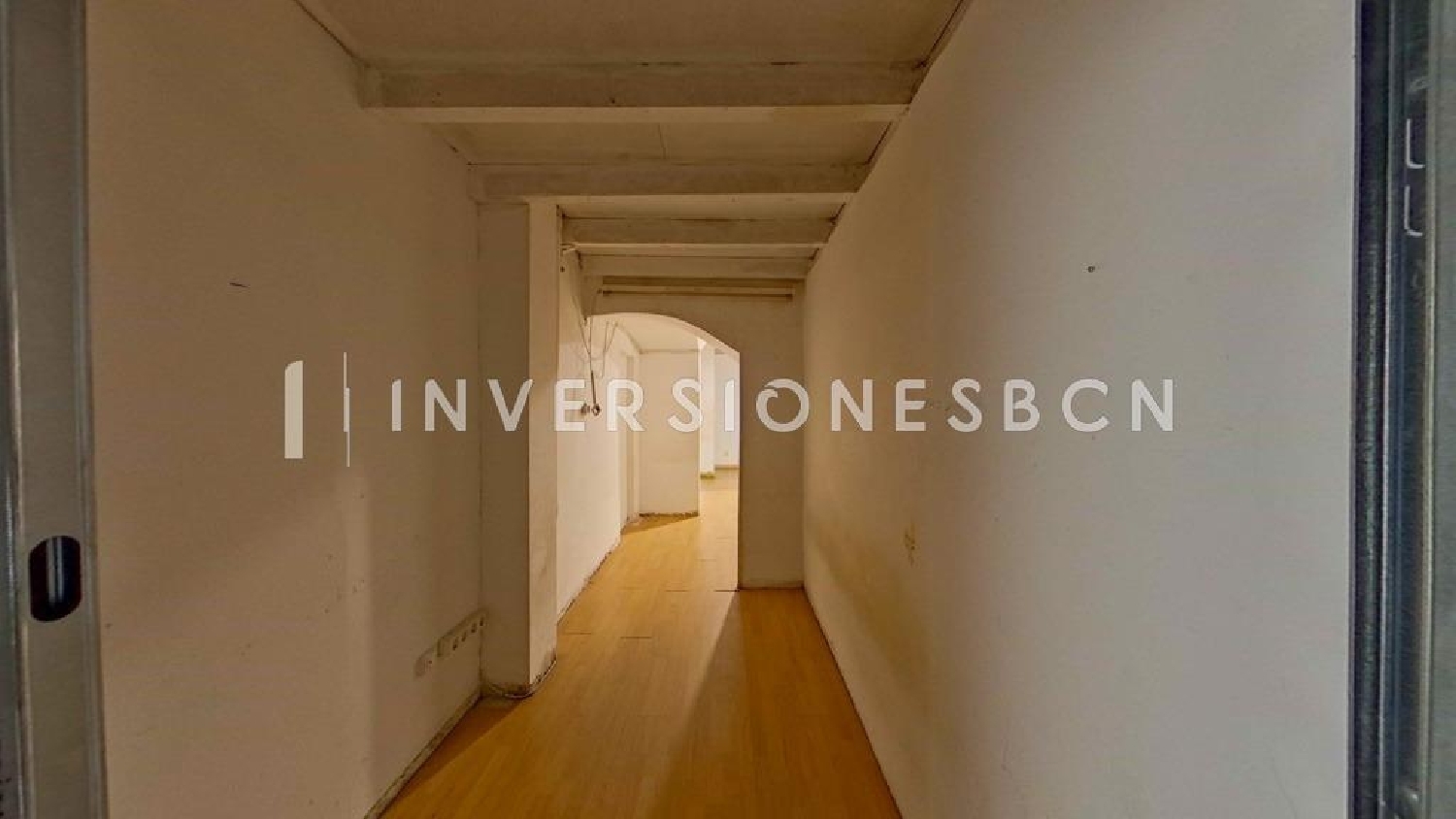  till salu lokal Nou Barris-Porta Barcelonès 5