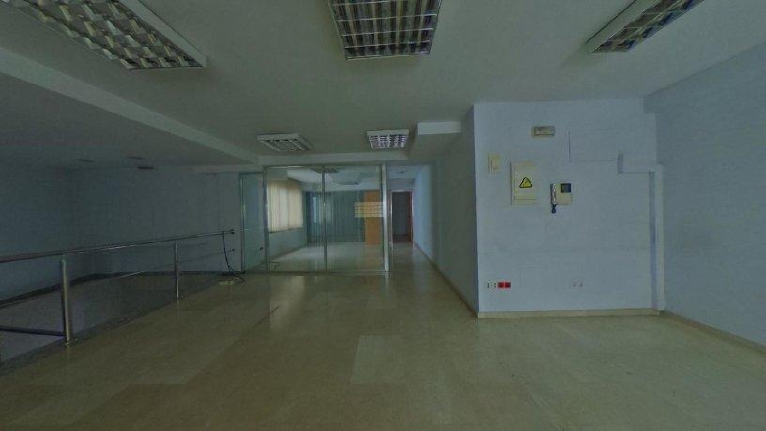 till salu lokal O Carme Vigo 2