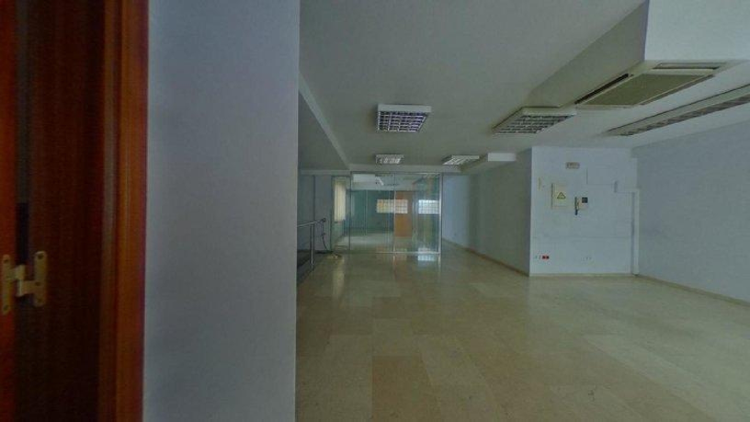  till salu lokal O Carme Vigo 8