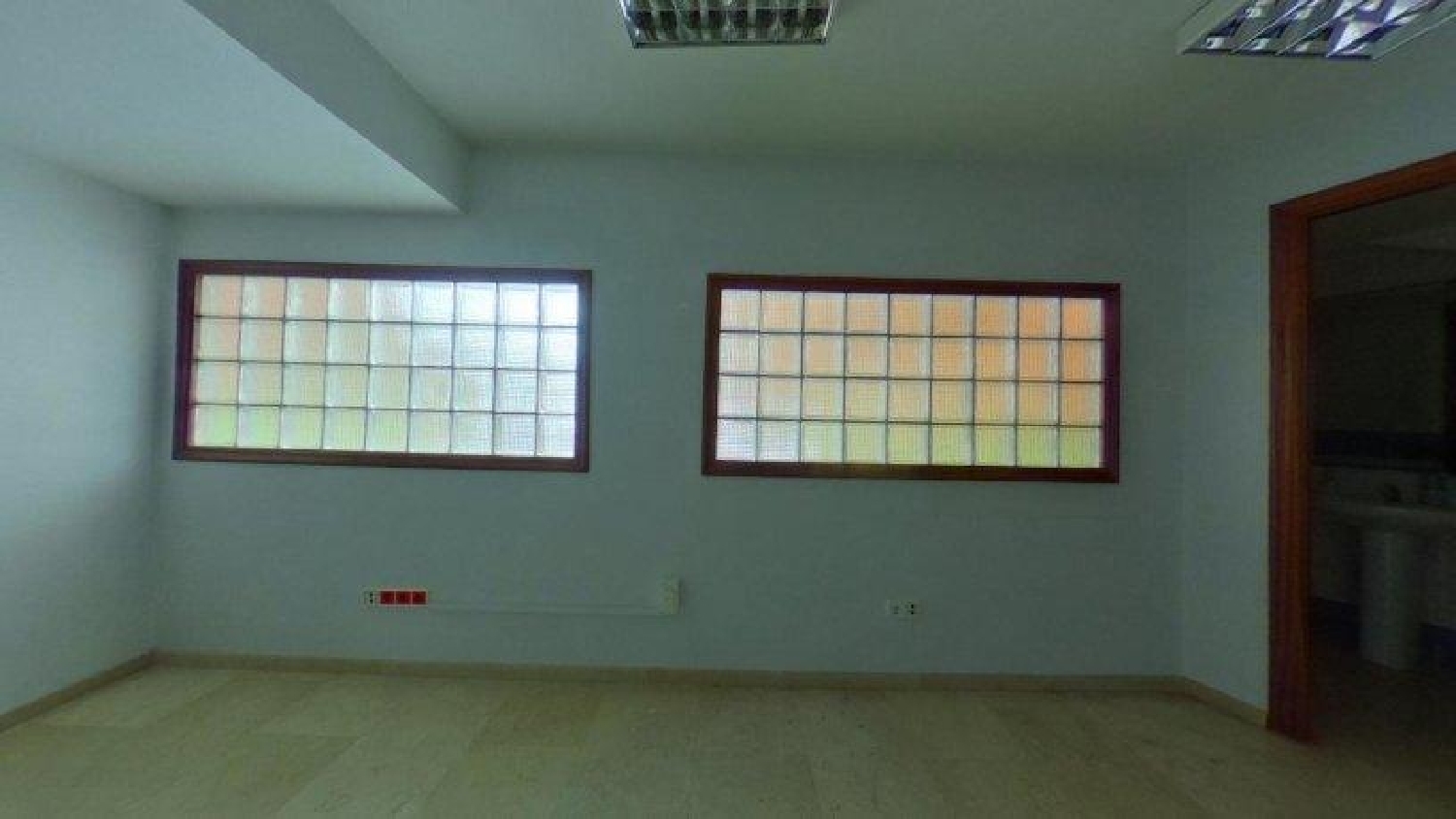  till salu lokal O Carme Vigo 5