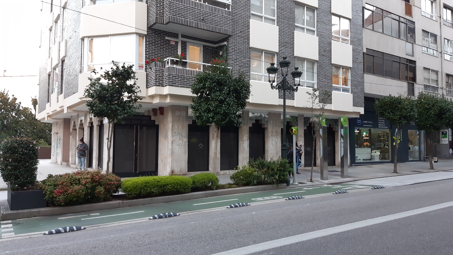  till salu lokal O Carme Vigo 4
