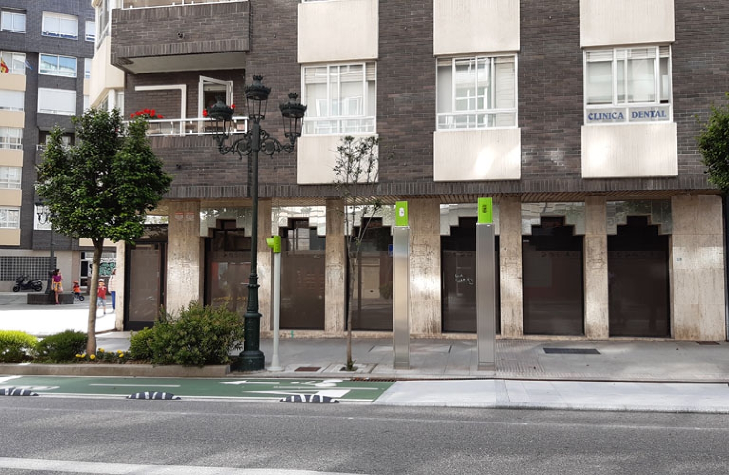 till salu lokal O Carme Vigo 2