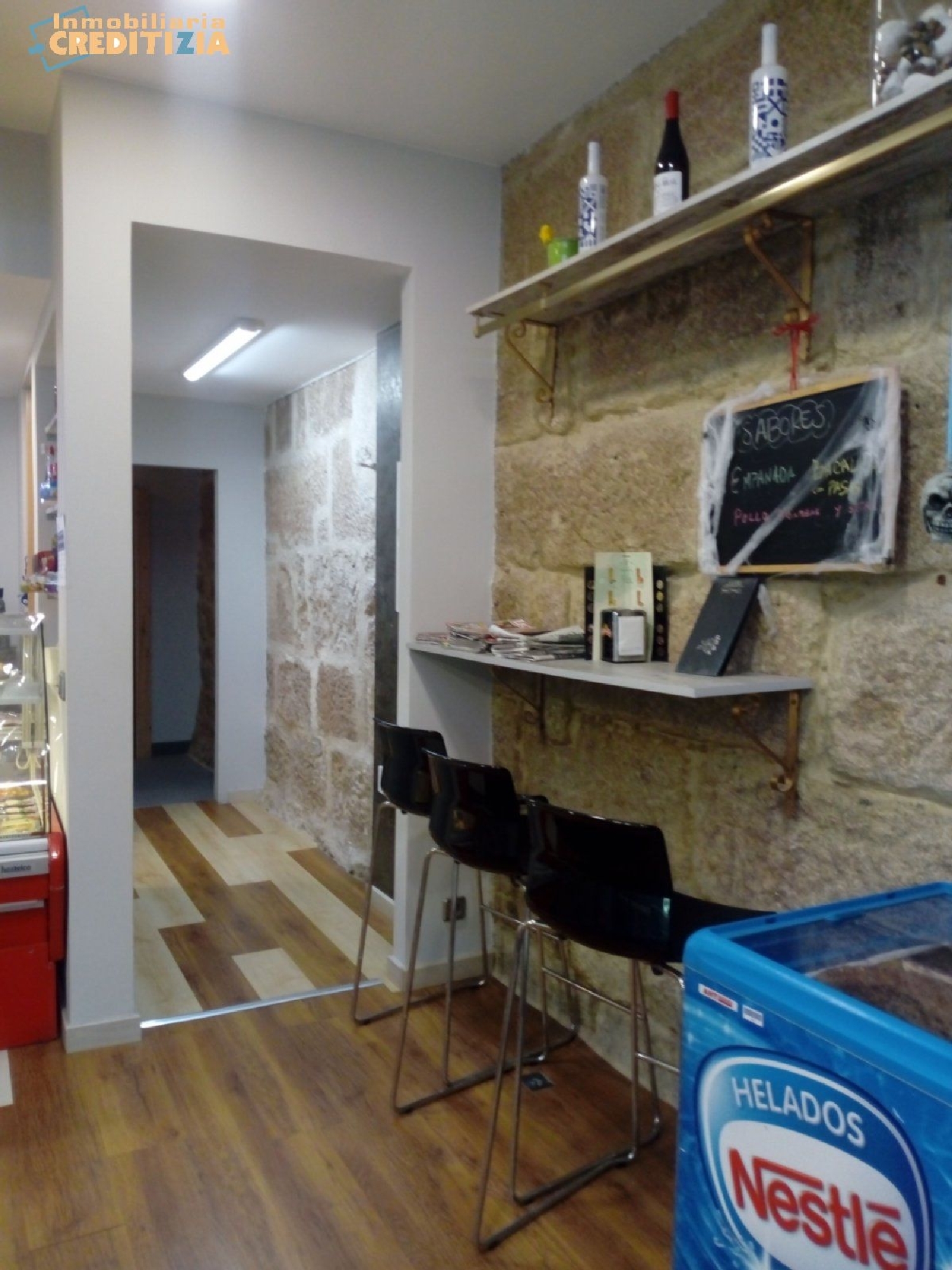 till salu lokal O Carme Vigo 3