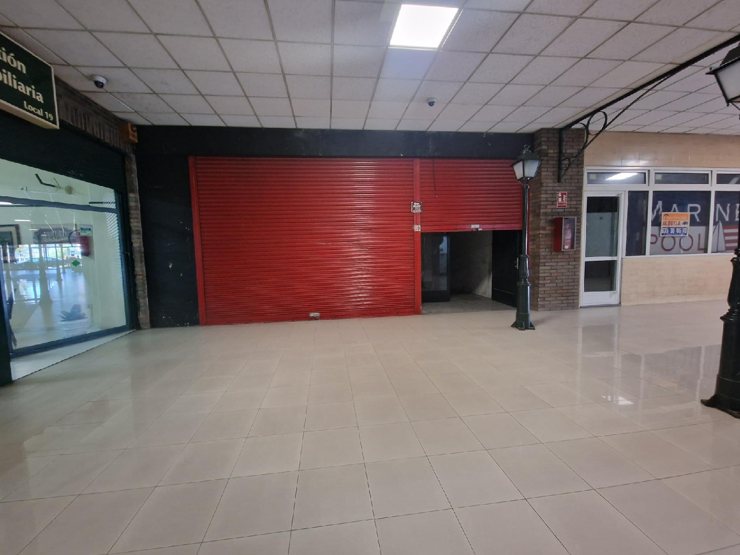 till salu lokal O Castro Vigo 2