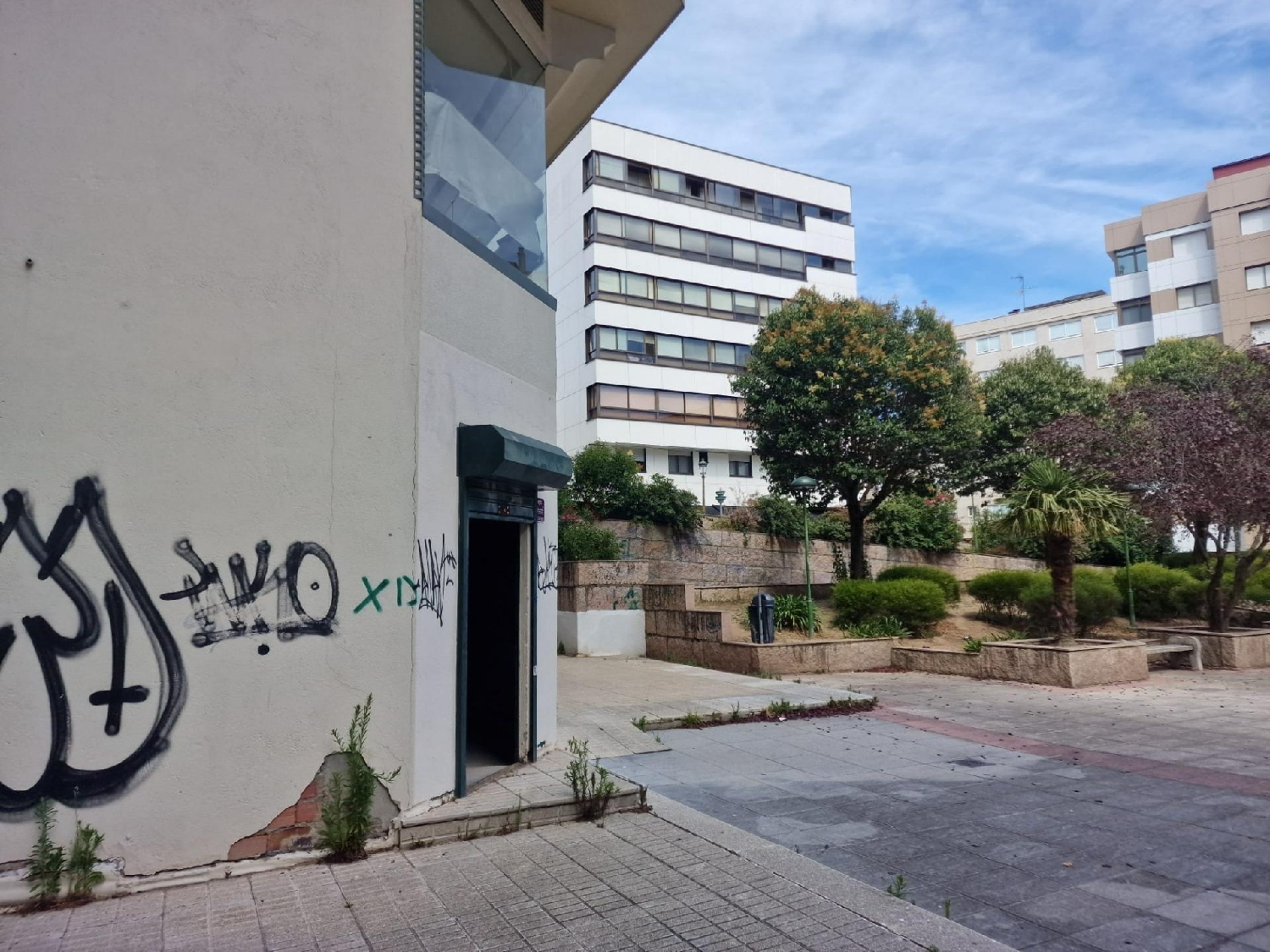  till salu lokal O Castro Vigo 2