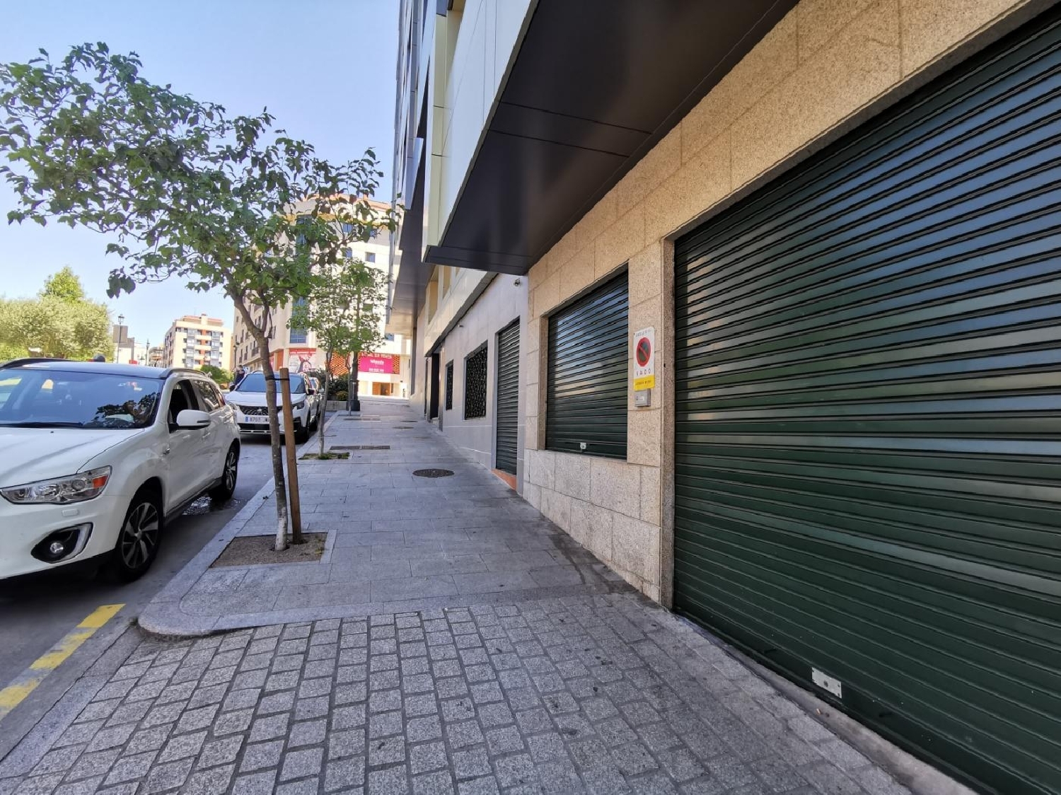  till salu lokal O Castro Vigo 4