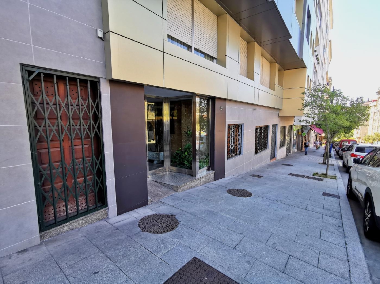  till salu lokal O Castro Vigo 1