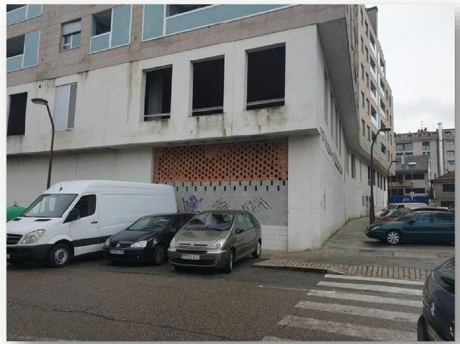  till salu lokal O Porriño Vigo 1