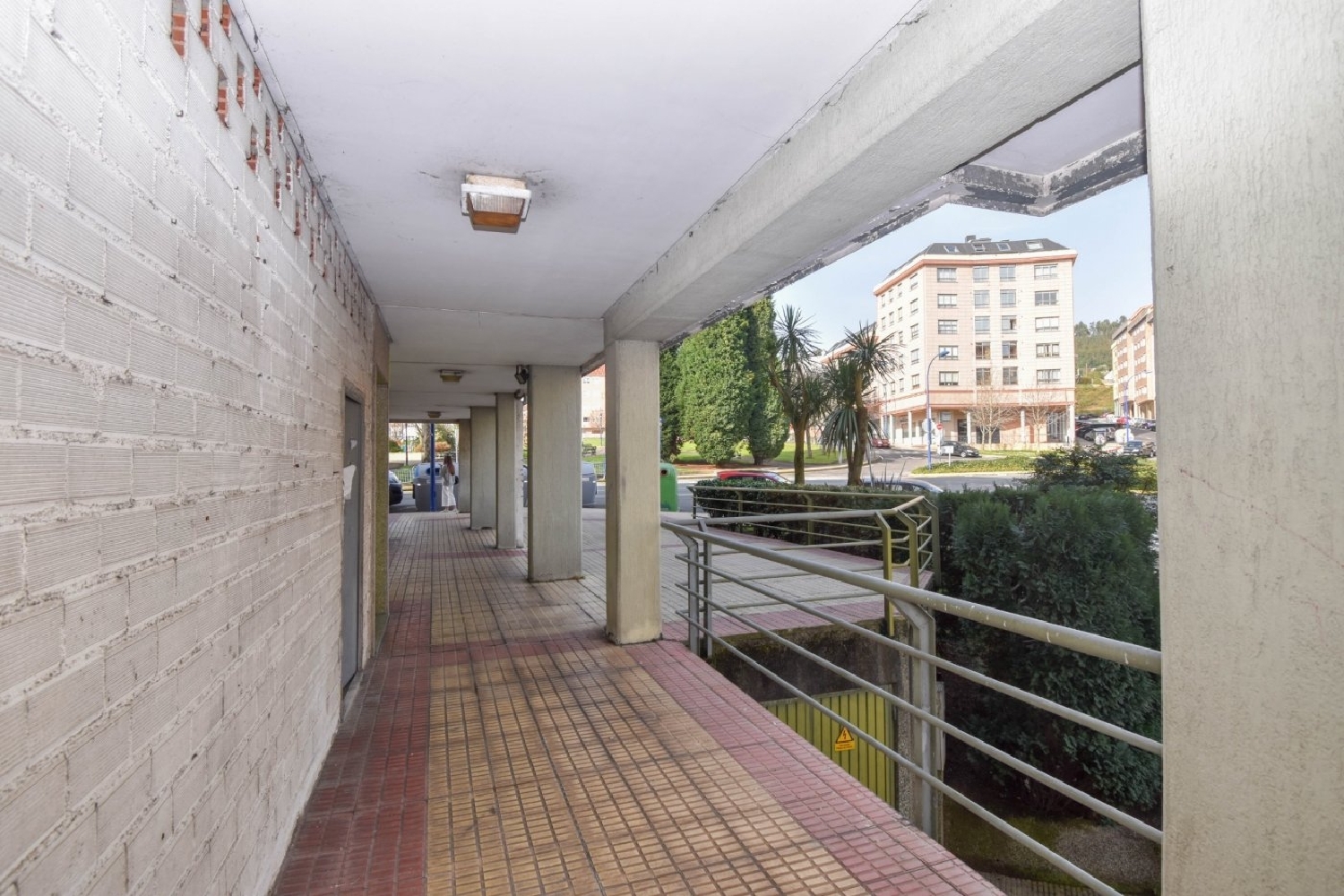  till salu lokal O Souto Coruña 5