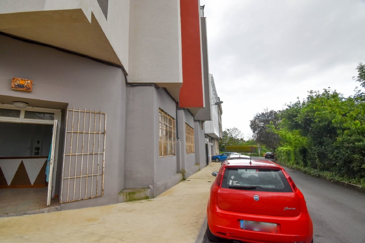  till salu lokal Oleiros Coruña 5