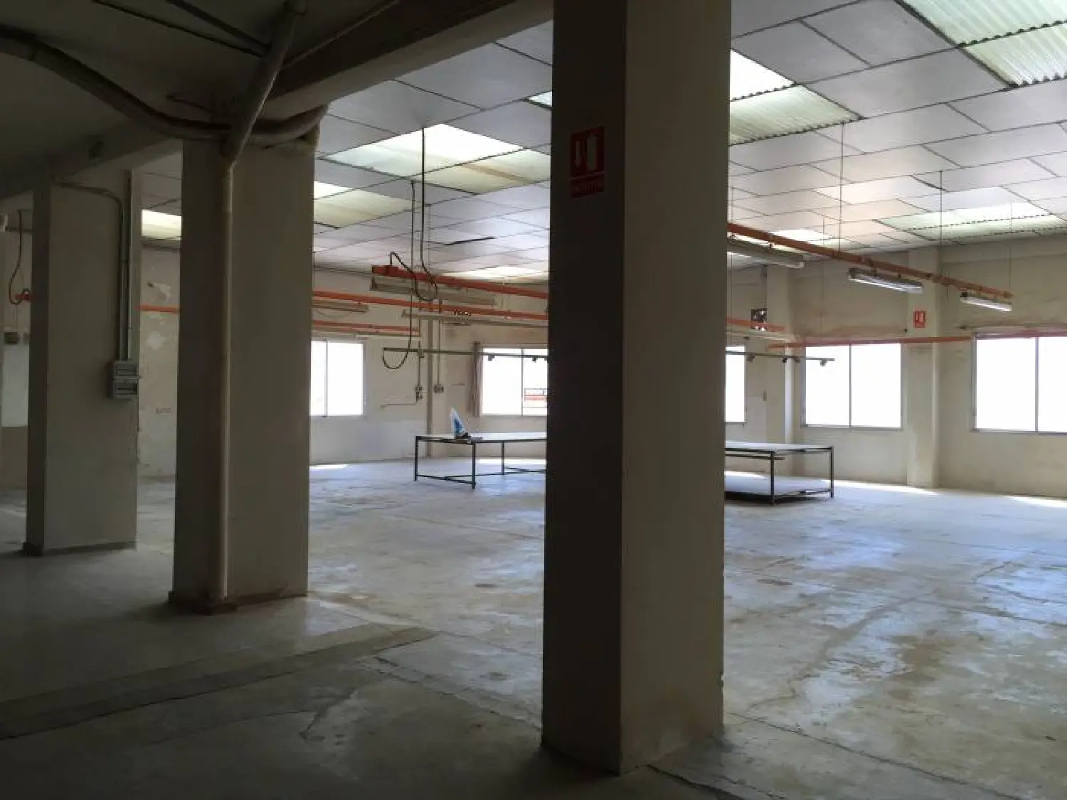  till salu lokal Urbanització D'hèlios Vall D'albaida 1