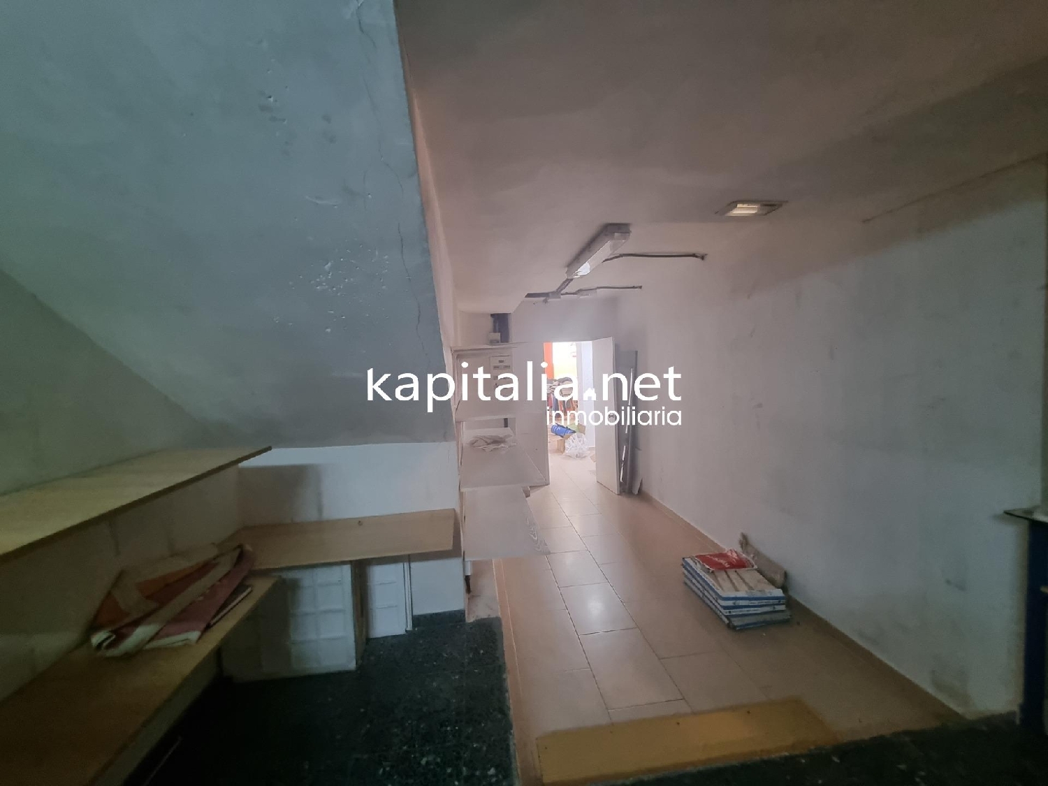  till salu lokal Urbanització D'hèlios Vall D'albaida 5