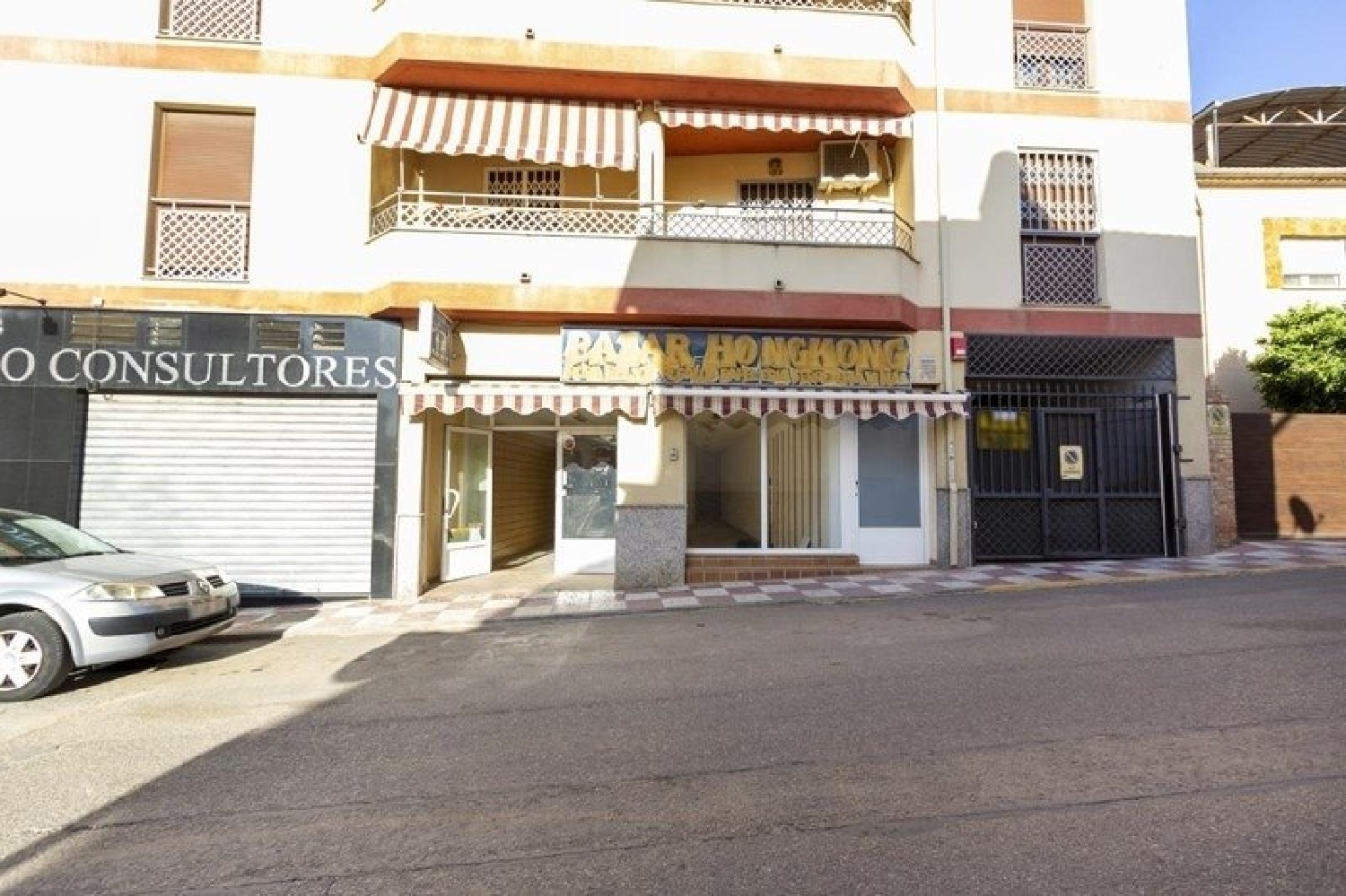 till salu lokal Otura Vega De Granada 2