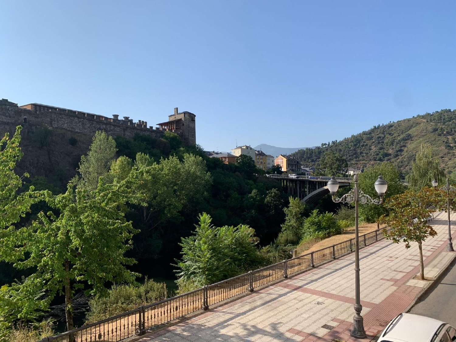  till salu lokal Ozuela Bierzo (El) 1