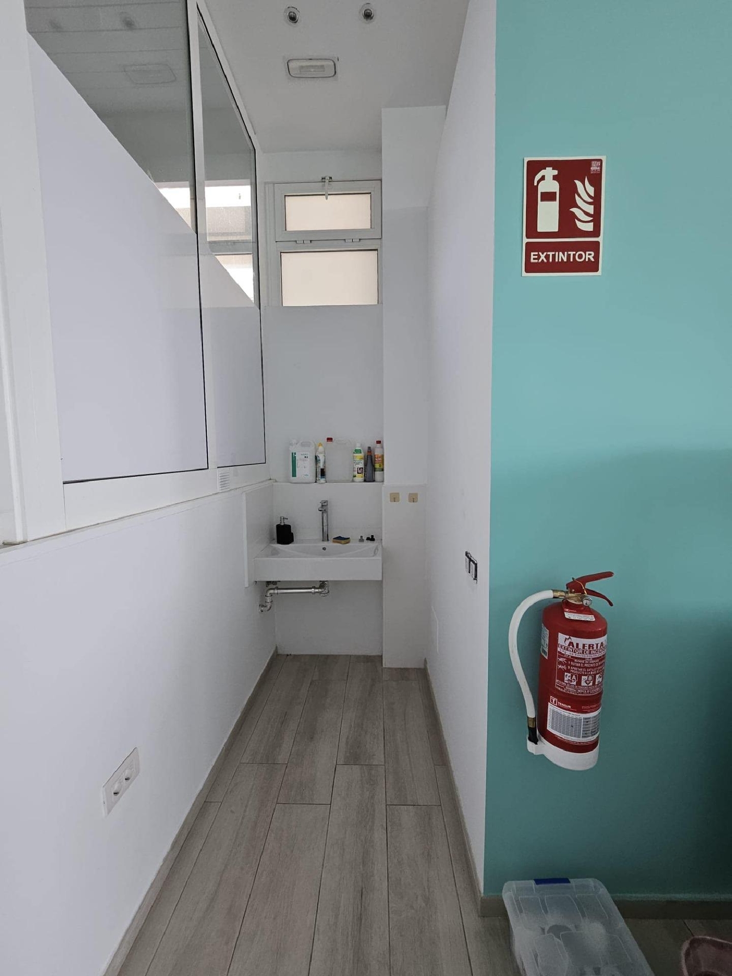  till salu lokal Palm Mar Zona Sur 6