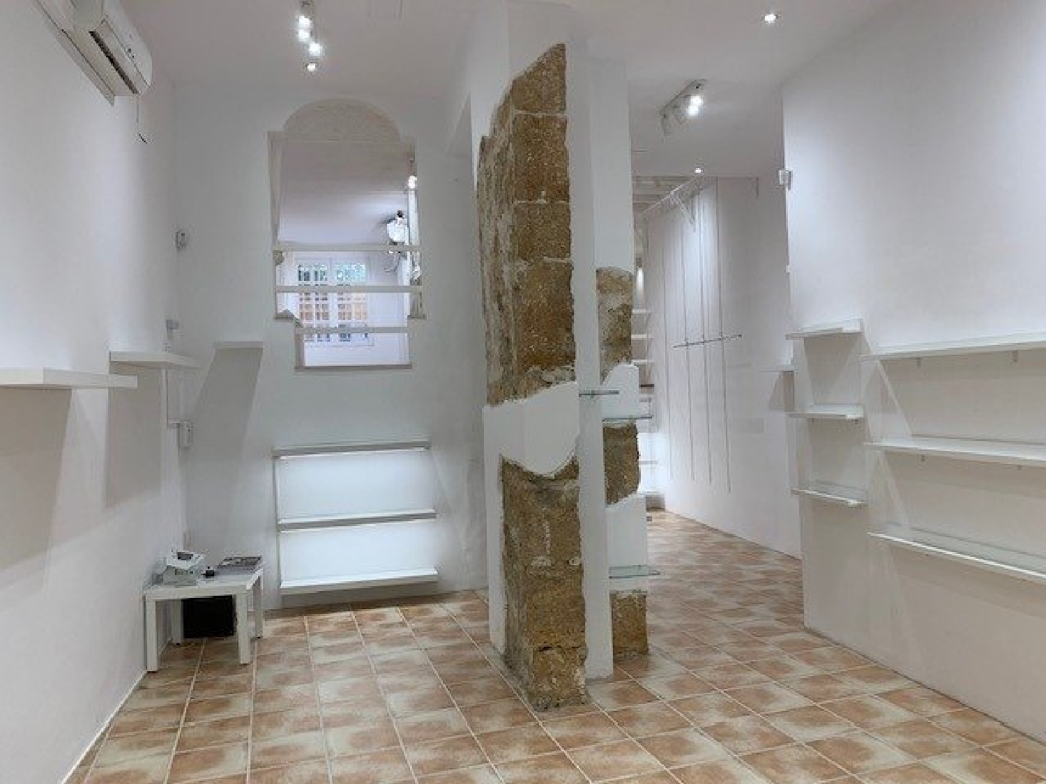 till salu lokal Palma Casco Antiguo 07001 Palma 2