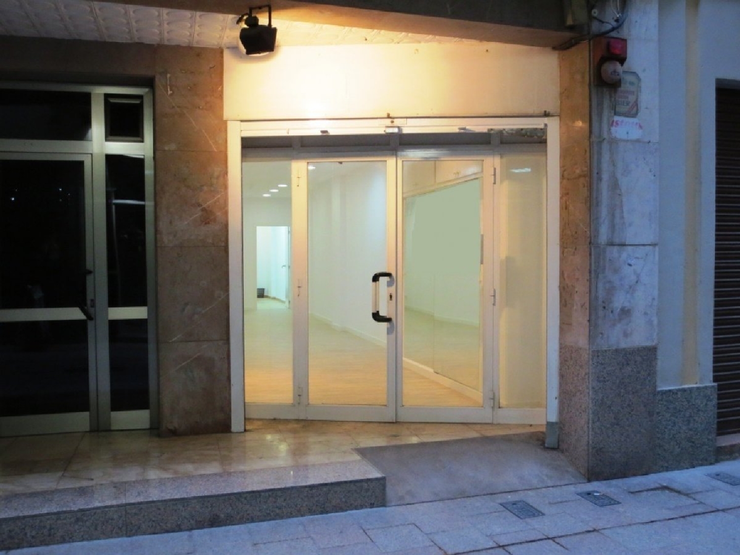 till salu lokal Parc De Calella Maresme 3